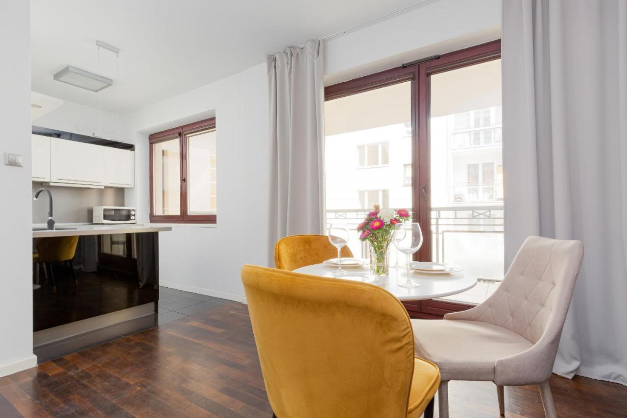 Residence On Wspolna Str. Apartment Warsaw By Renters Bagian luar foto