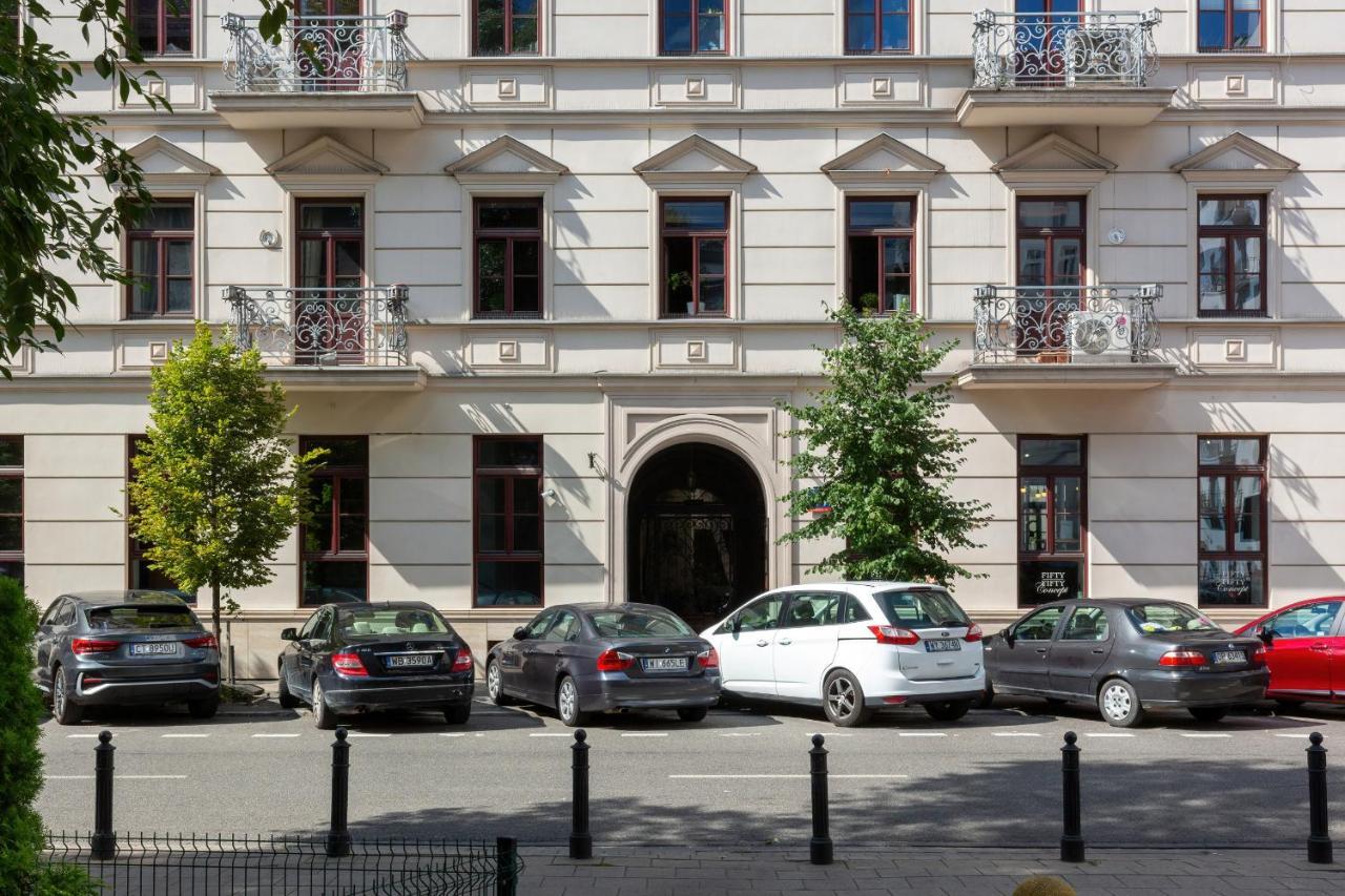 Residence On Wspolna Str. Apartment Warsaw By Renters Bagian luar foto
