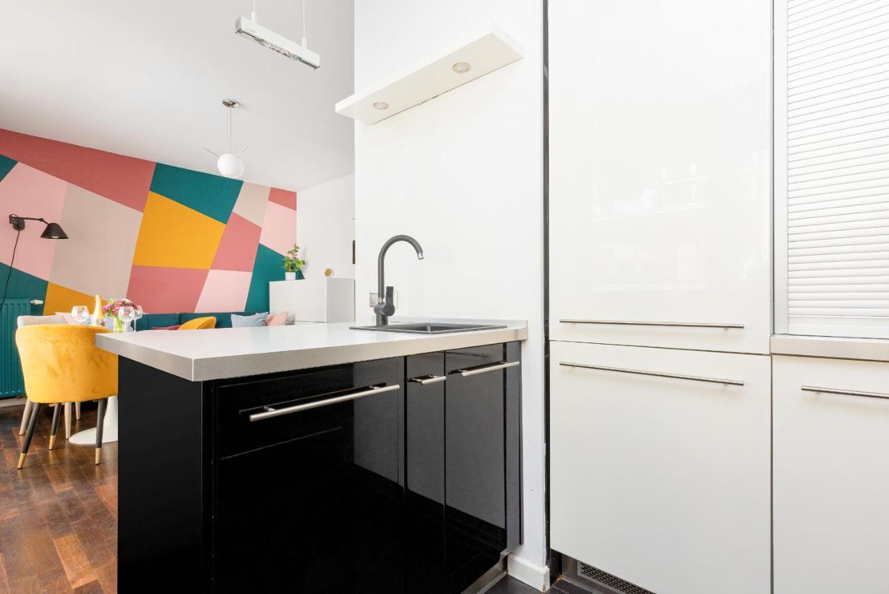 Residence On Wspolna Str. Apartment Warsaw By Renters Bagian luar foto